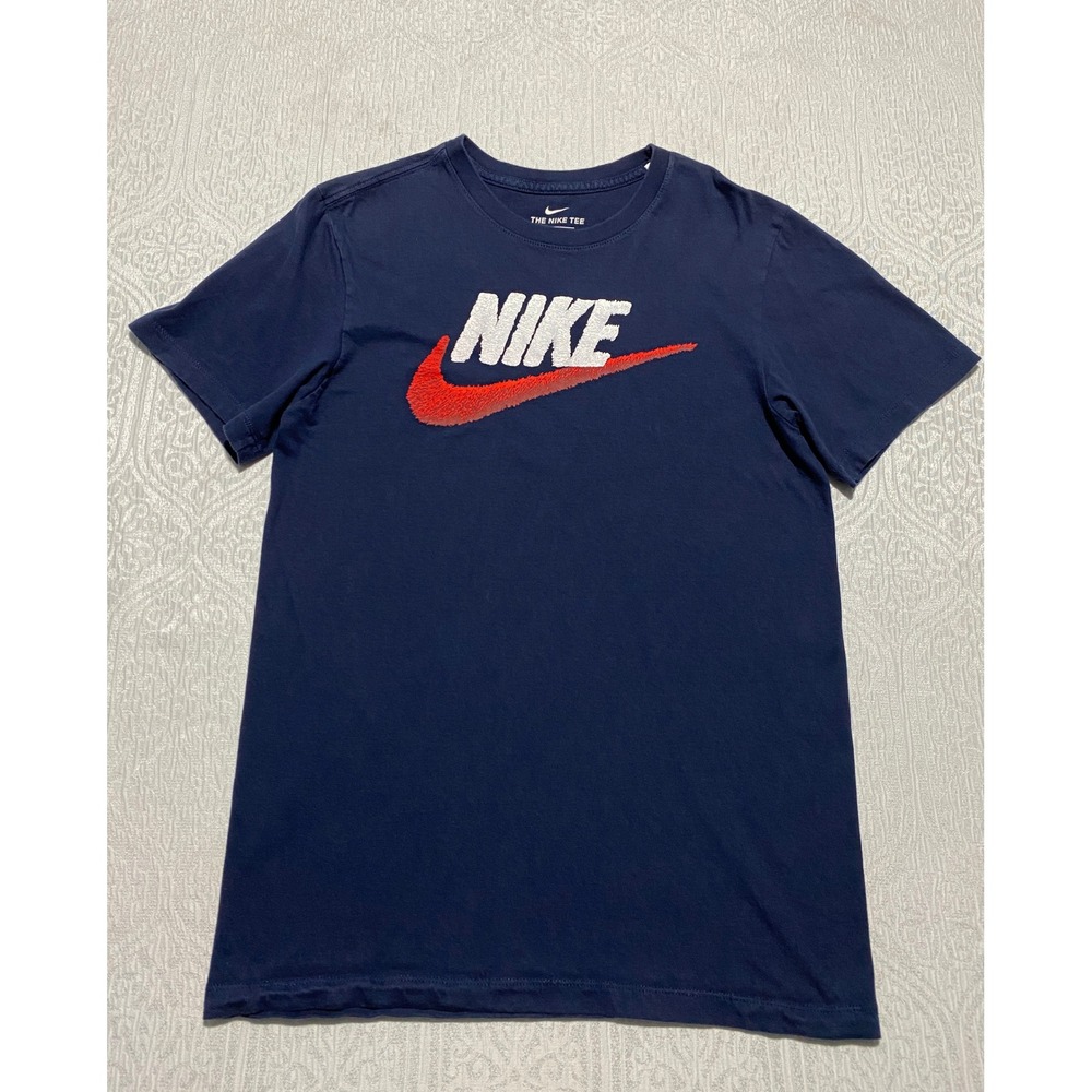 The Nike Tee Mens Small Navy Blue Chenille Swoosh Graphic T-Shirt 637586-451‎